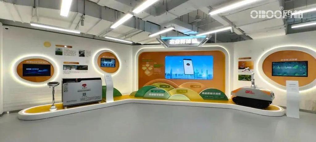 自主可控，智造未来 鸥柏100英寸统信UOS触控一体机赋能工厂数据公示
